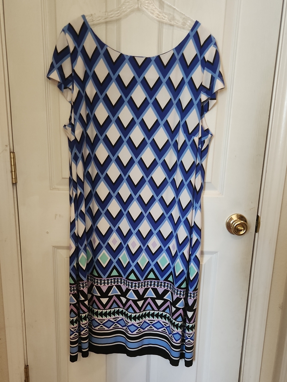 Jessica Howard Blue and White Geometric Midi Dress